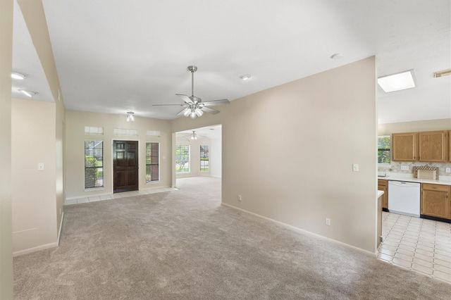 3918 E Peach Hollow Circle, Pearland, TX 77584