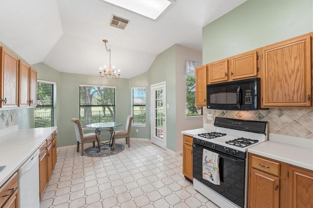 3918 E Peach Hollow Circle, Pearland, TX 77584