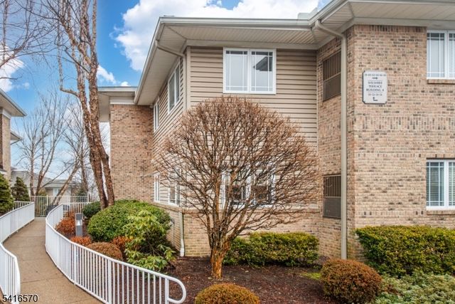 36 Wilshire Ter 36, Kinnelon Boro, NJ 07405