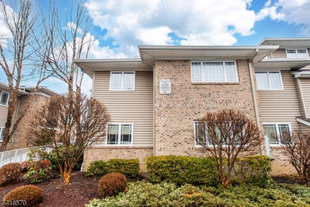 36 Wilshire Ter 36, Kinnelon Boro, NJ 07405