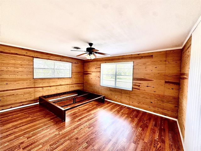 2691 Fm 1862, Blessing, TX 77465
