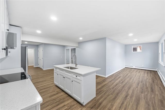 1060 Main Street, West Warwick, RI 02893