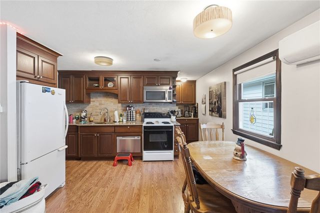 1060 Main Street, West Warwick, RI 02893