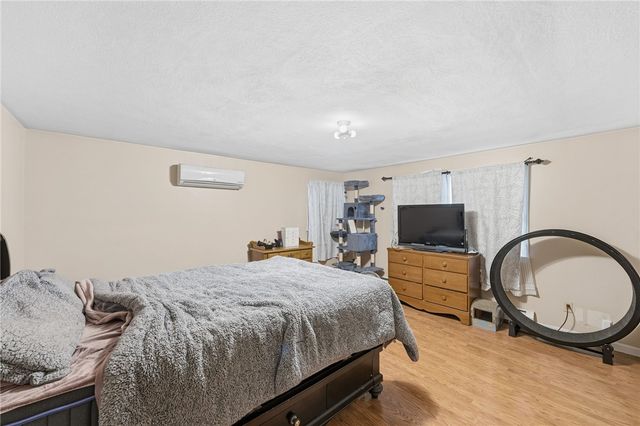 1060 Main Street, West Warwick, RI 02893