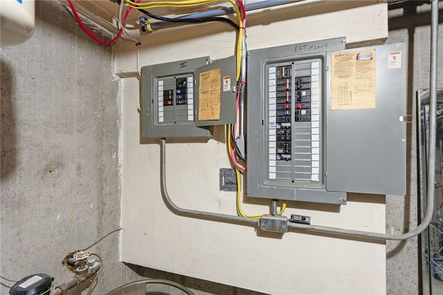 1060 Main Street, West Warwick, RI 02893