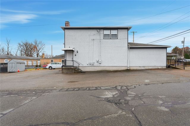 1060 Main Street, West Warwick, RI 02893