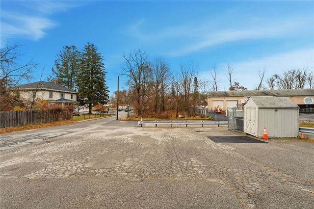 1060 Main Street, West Warwick, RI 02893