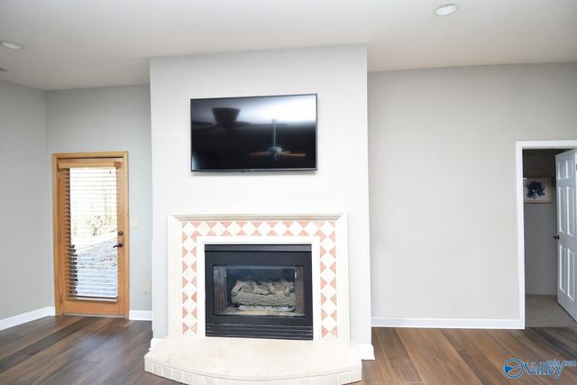 1513 Amber Lane, Guntersville, AL 35976