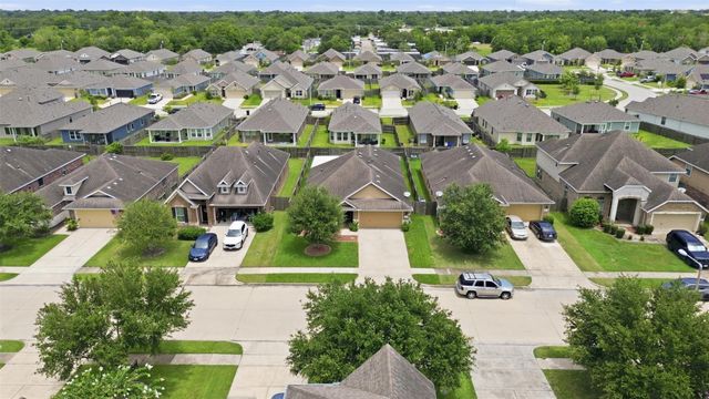 1202 Quarterhorse Drive, Alvin, TX 77511