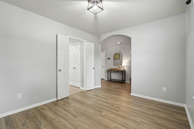 1202 Quarterhorse Drive, Alvin, TX 77511