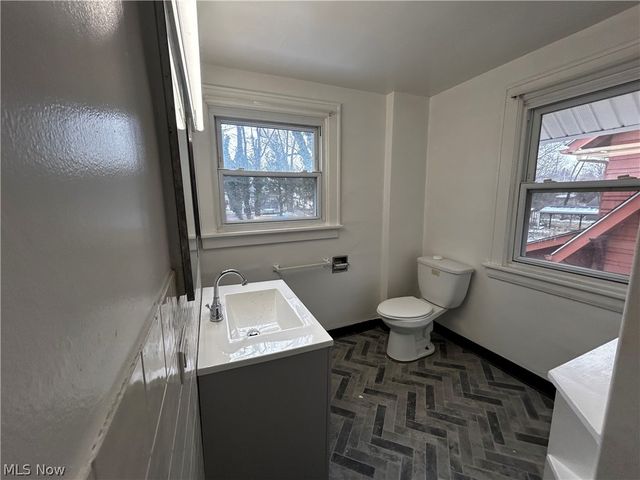 431 Noah Avenue, Akron, OH 44320