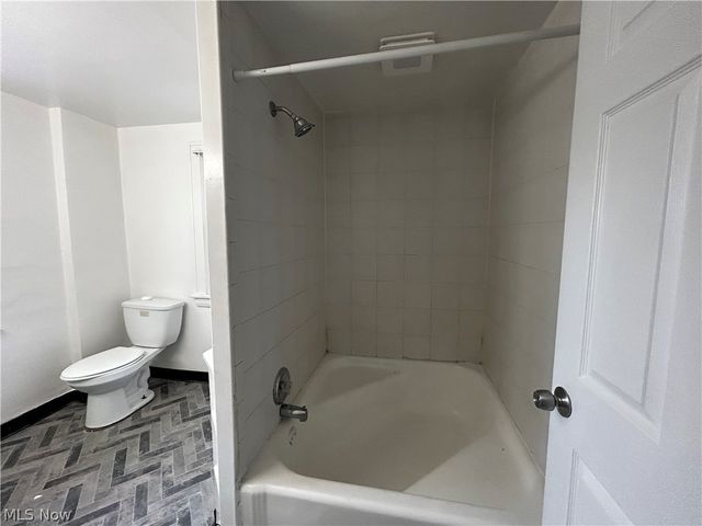 431 Noah Avenue, Akron, OH 44320