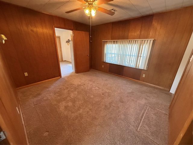 9821 Musson Road, Meeker, OK 74855