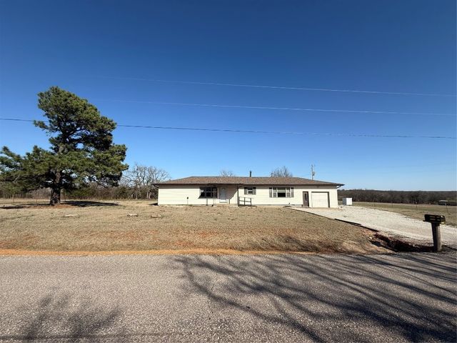 9821 Musson Road, Meeker, OK 74855