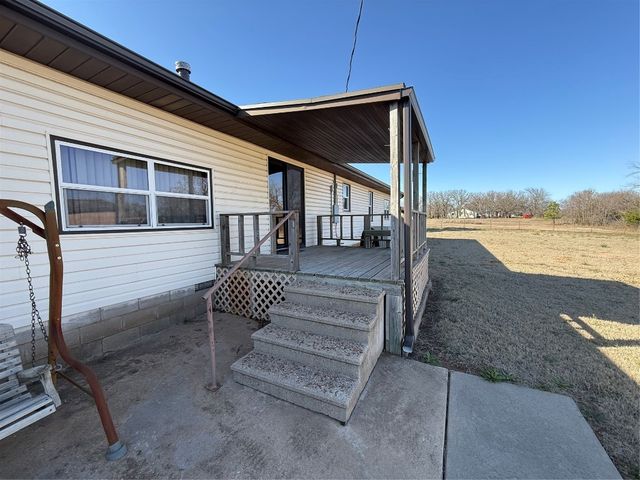 9821 Musson Road, Meeker, OK 74855