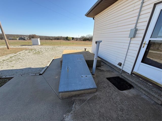 9821 Musson Road, Meeker, OK 74855