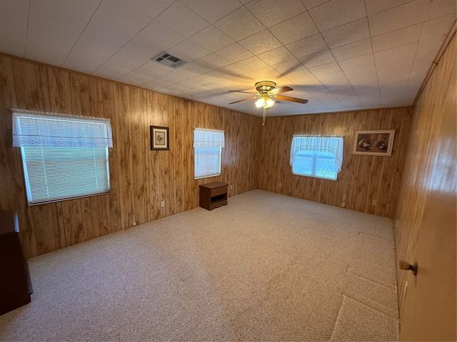 9821 Musson Road, Meeker, OK 74855