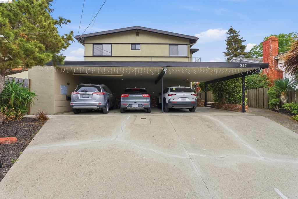 517 Stannage Ave, Albany, CA 94706