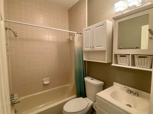 4123 Lawngate Drive, Dallas, TX 75287