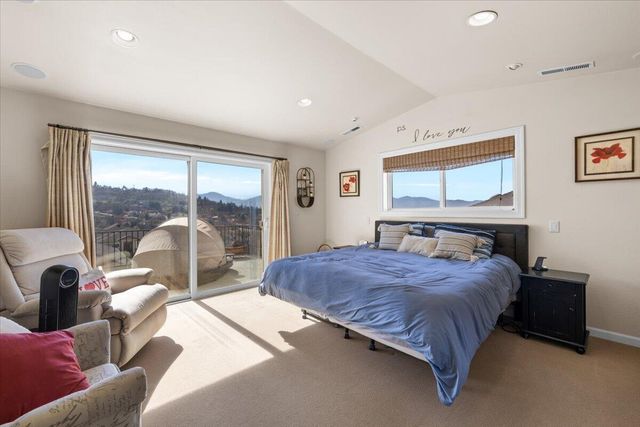 4316 Vineyard Terrace, Medford, OR 97504