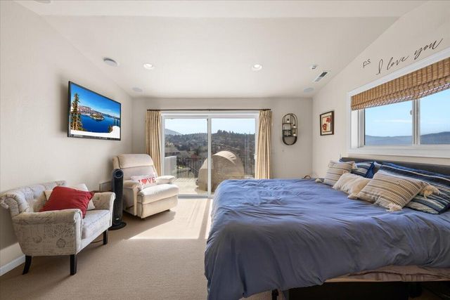 4316 Vineyard Terrace, Medford, OR 97504