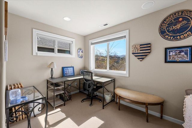 4316 Vineyard Terrace, Medford, OR 97504