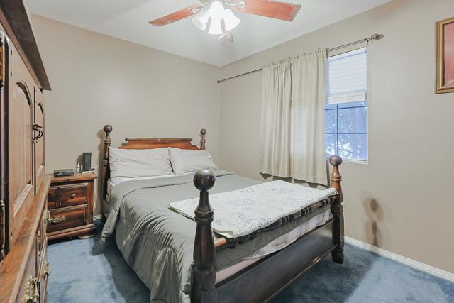 323 Roughbark Dr., Andrews, SC 29510