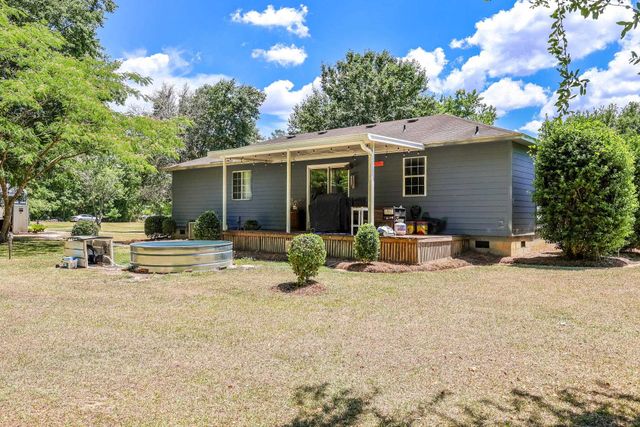 323 Roughbark Dr., Andrews, SC 29510