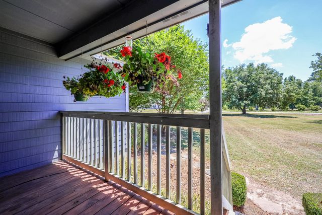 323 Roughbark Dr., Andrews, SC 29510