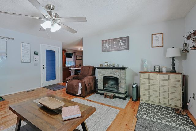 323 Roughbark Dr., Andrews, SC 29510