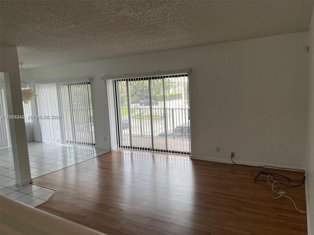4730 SW 62nd Way 202, Davie, FL 33314