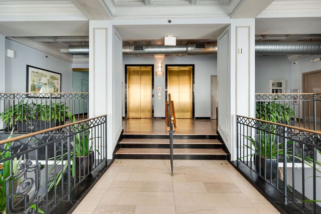 700 Church St Apt 205, Nashville, TN 37203