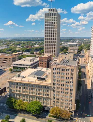 700 Church St Apt 205, Nashville, TN 37203