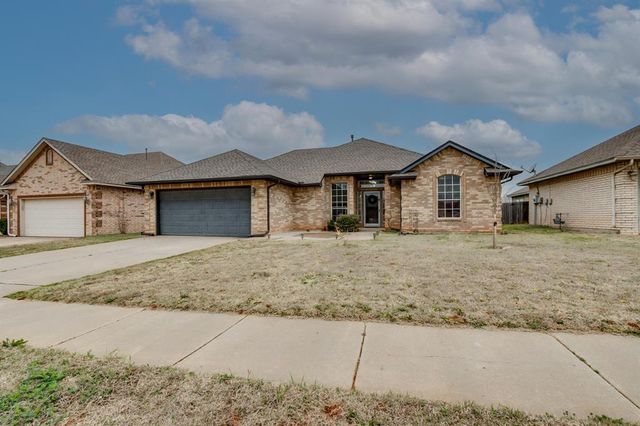 605 Kelsi Drive, Moore, OK 73160