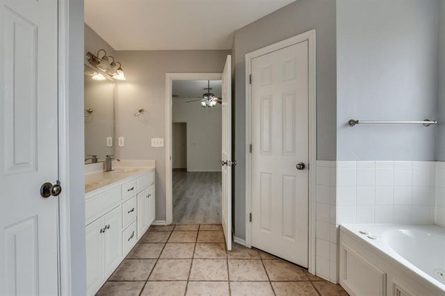 605 Kelsi Drive, Moore, OK 73160