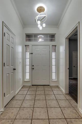 605 Kelsi Drive, Moore, OK 73160