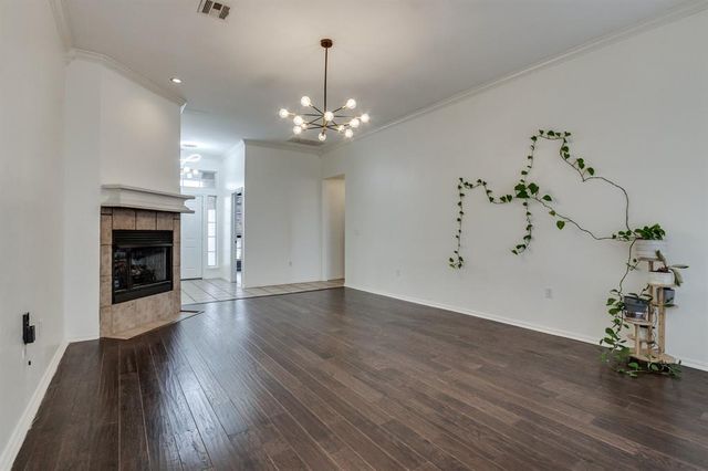 605 Kelsi Drive, Moore, OK 73160