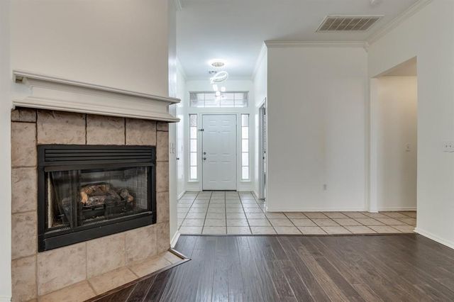 605 Kelsi Drive, Moore, OK 73160