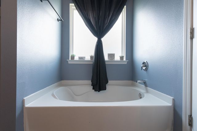 4605 Plover Drive, Crestview, FL 32539