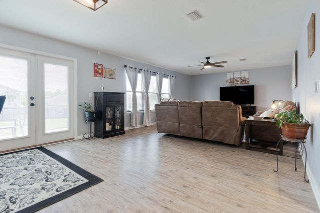 4605 Plover Drive, Crestview, FL 32539