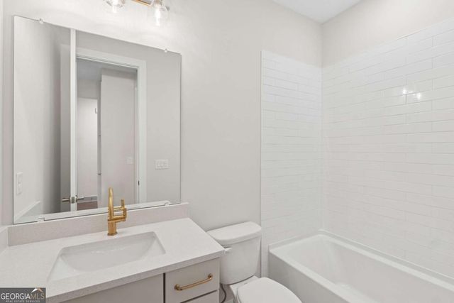 242 Strawberry Lane, Woodstock, GA 30189