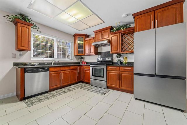 1163 Bendmill Way, San Jose, CA 95121