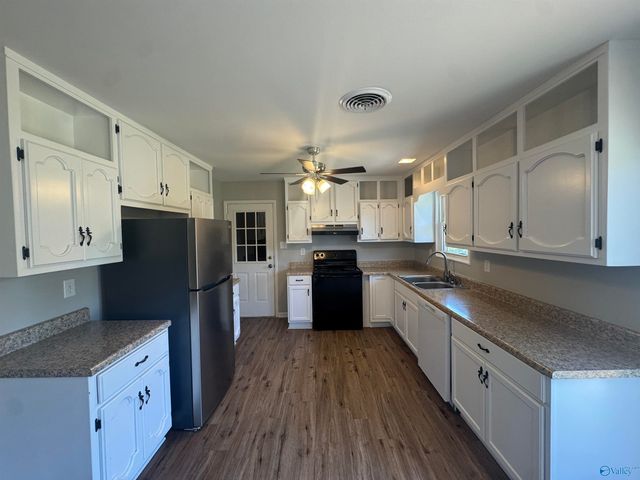 10020 Strong Drive, Huntsville, AL 35803