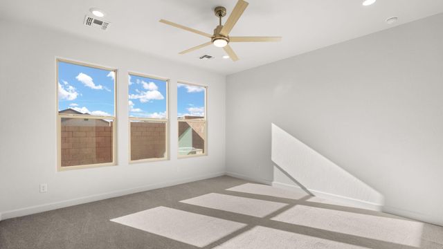 2416 Marble Avenue NE, Rio Rancho, NM 87144