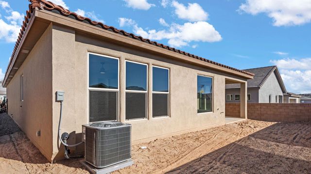 2416 Marble Avenue NE, Rio Rancho, NM 87144