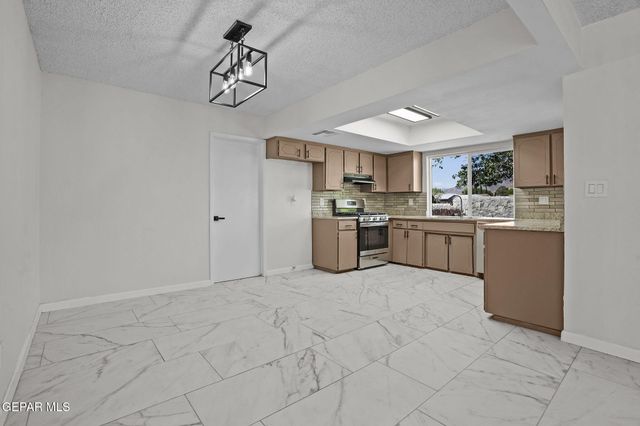 4700 ROUND ROCK Drive, El Paso, TX 79924