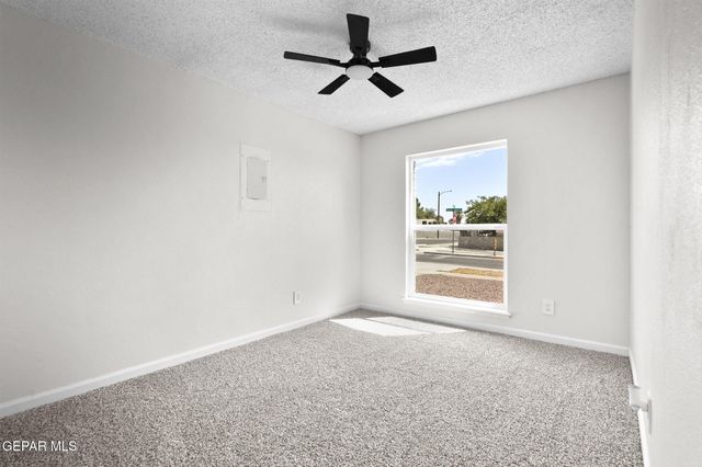 4700 ROUND ROCK Drive, El Paso, TX 79924