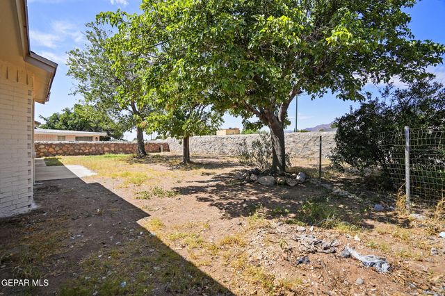 4700 ROUND ROCK Drive, El Paso, TX 79924