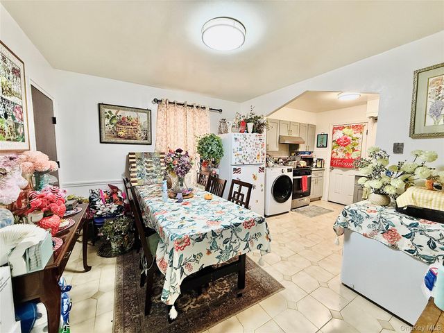 2154 Haight Avenue, Bronx, NY 10461