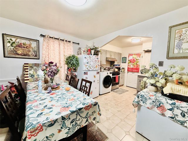 2154 Haight Avenue, Bronx, NY 10461